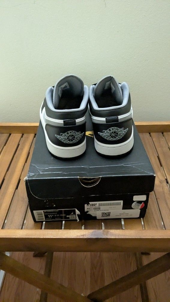 Jordan 1 Low
