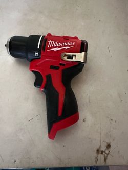 Milwaukee M12 FUEL 12V Lithium-Ion Brushless Cordless 1/2 in. Drill Driver (Tool-Only)pickup only.