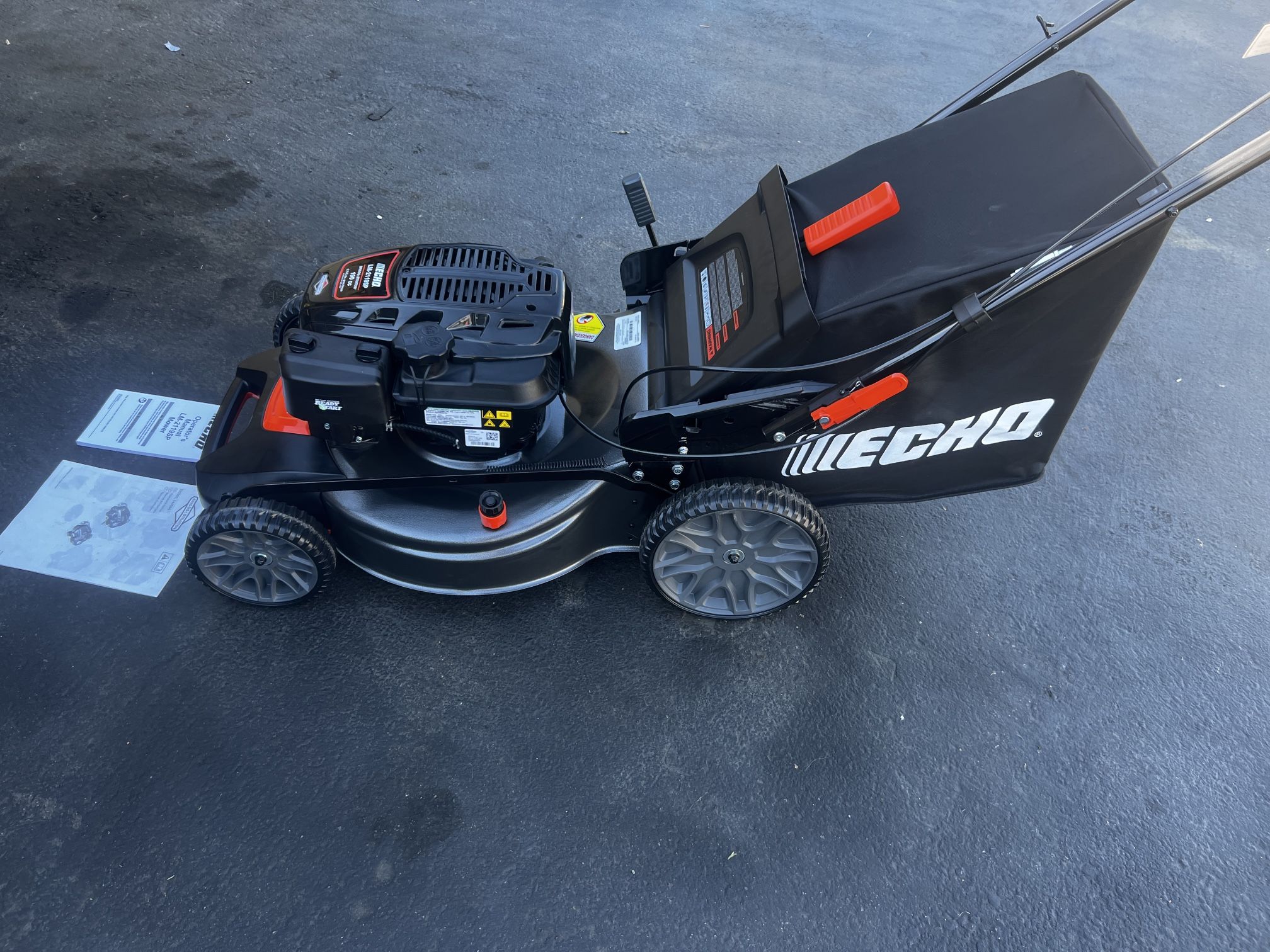 ECHO LAWN MOWER ECHO “NEW”GAS OPERATED SELF PROPELLED 21 in. 190 cc Briggs and Stratton Gas 3-in-1 Dual Blade RWD with Single Lever Deck Adjustment