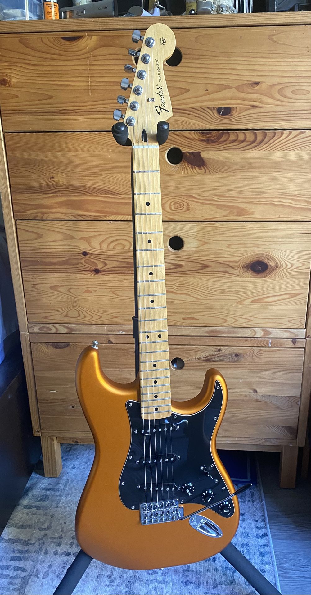 2013 Fender MIM Strat guitar new gig bag Trade?