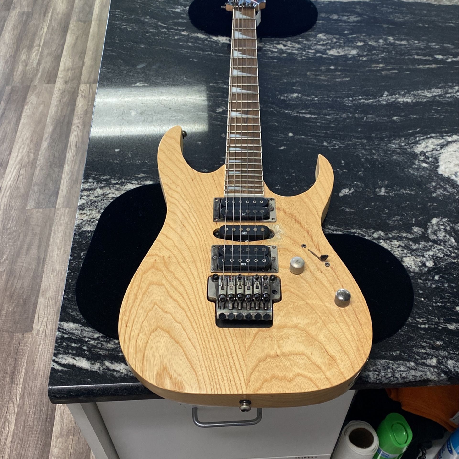 Ibanez RG 470AH