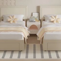 2 Twins Bed With 12” Memory Foam Matresses