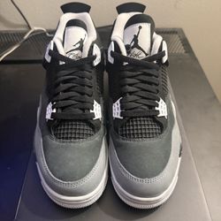 Jordan 4 Fear 
