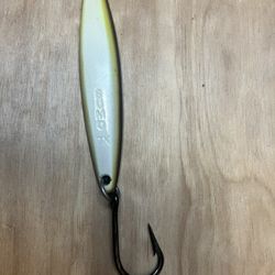 Sumo 7x Heavy Yo-yo Jig w Single Tuna Hook, Scrambled Egg, Used