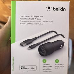 Belkin - 24W Dual USB Car Charger with Lightning Cable and 2 12W USB-A ports