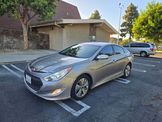 2013 Hyundai Sonata Hybrid  clean Title and smog check
