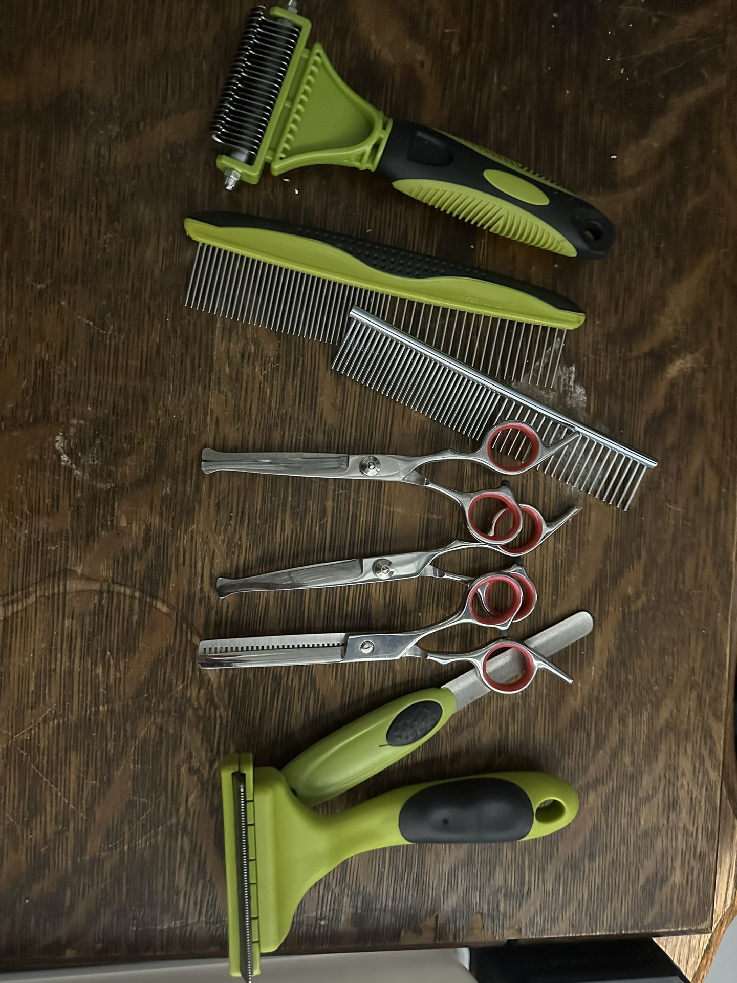 Dog Grooming Scissors And Combs 