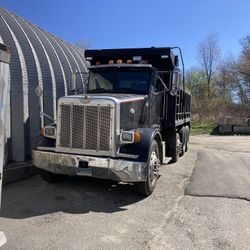 1997 Peterbilt 357 Dump Truck