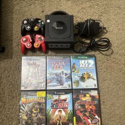 Nintendo Gamecube System & Game Bundle