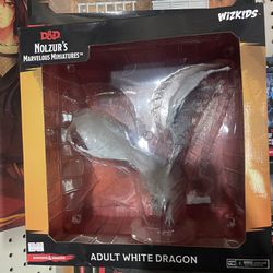 Dungeons And Dungeons Adult White Dragon 