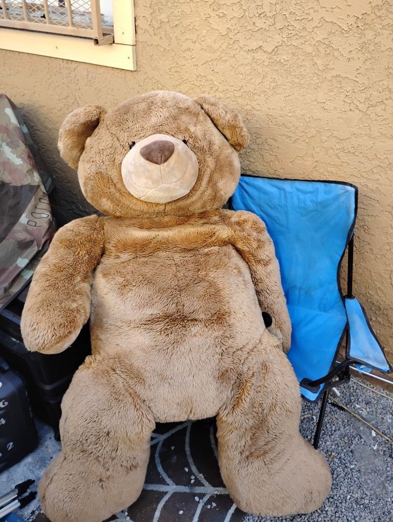 Giant Teddy Bear