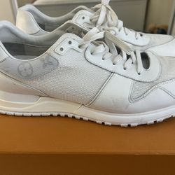 Louis Vuitton Men’s Shoes 