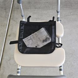 Toilet Seat With Handles 