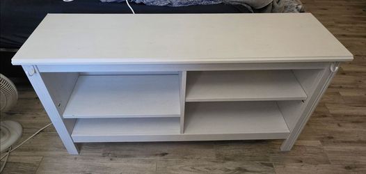 White entertainment stand