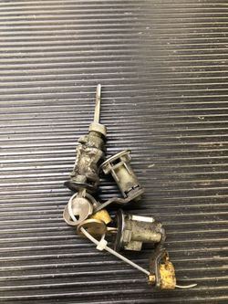 Foxbody mustang lock set doors / trunk with keys