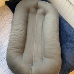 Grey Snuggle Me Infant Pillow 