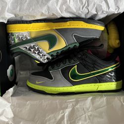 Nike Dunk Low What The Duck University of Oregon size 6.5M