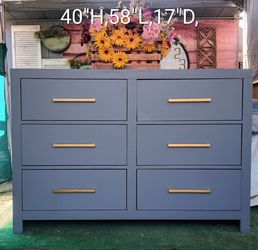 Gray 6/drawer wood dresser