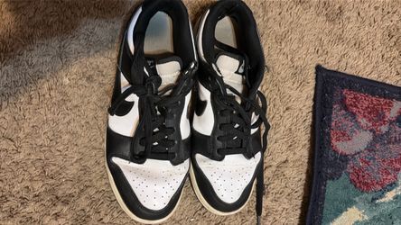 Nike panda dunks