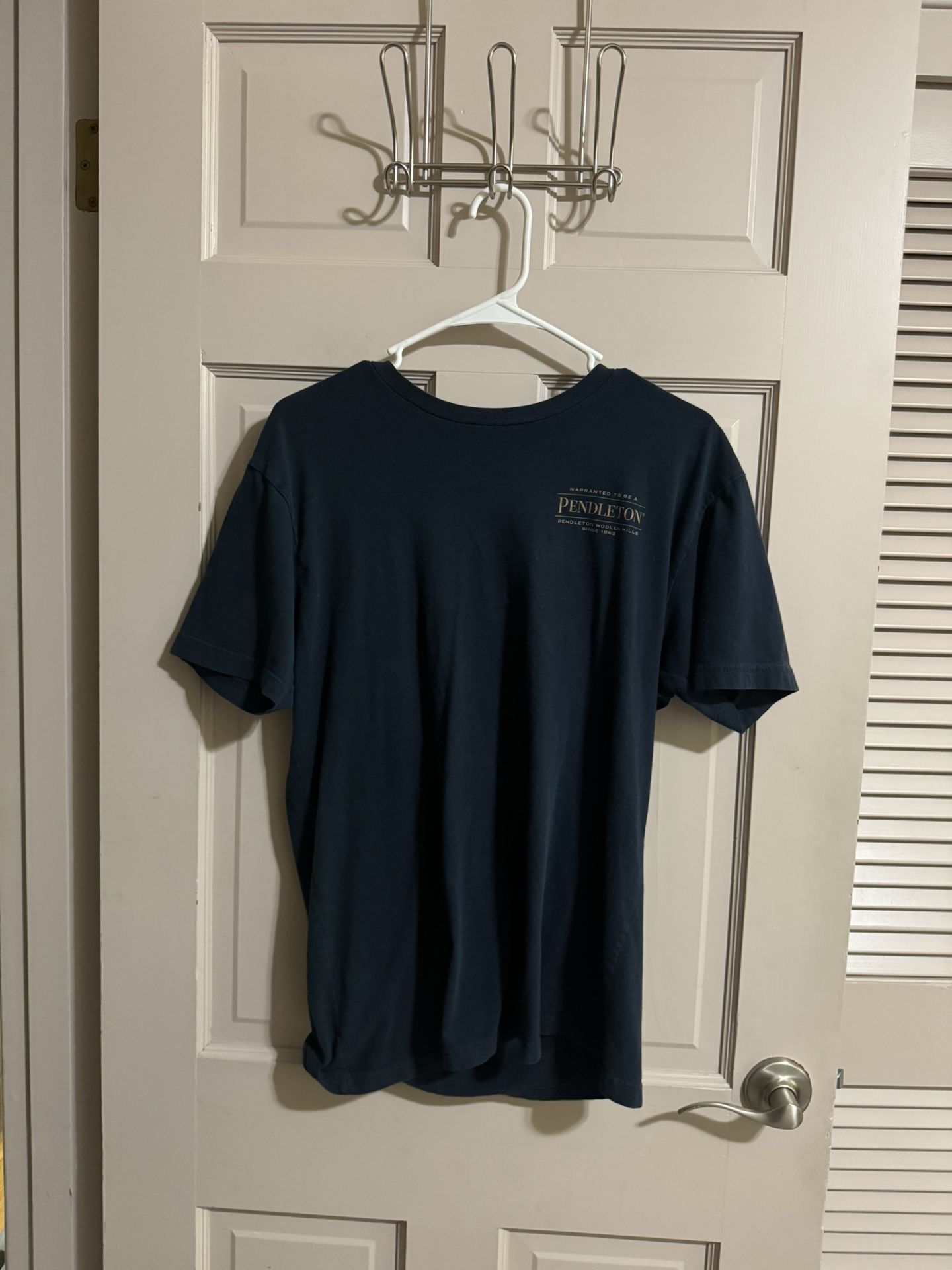 Mens Pendleton Logo T-shirt Size Large Navy Blue 