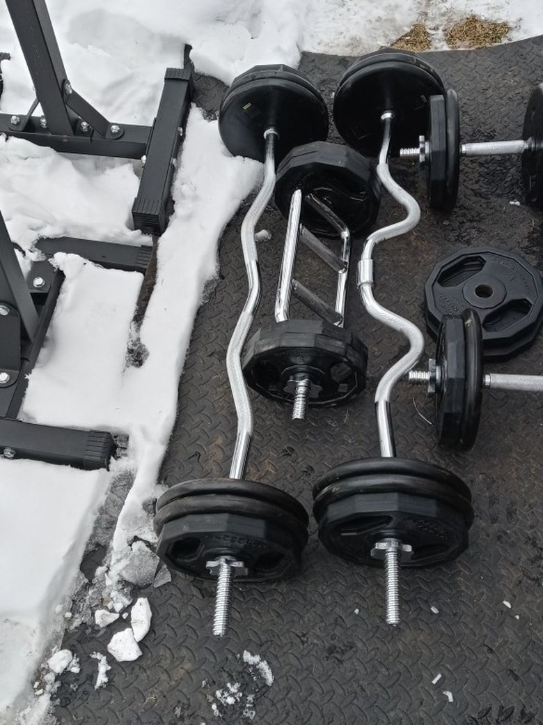 50 Pounds On A Curl Bar Or Straight Bar 30 Lb Dumbbell