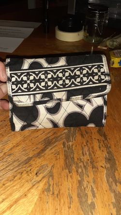 Like New Vera Bradley Wallet