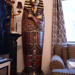 Egyptian Cofin 78 Inches Tall Askking 1200 Very Good Condition 
