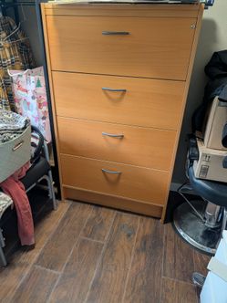 4 drawer filing cabint