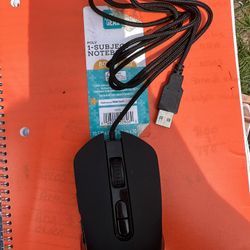 Selling This Gaming Pc Mouse For $20 Never Been Used 