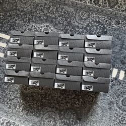 Air Jordan 4 Black Cat 5.5&6 (Bulk)