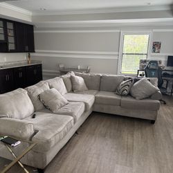 Sectional Sofa 
