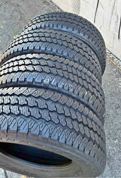 275/70/18/0/Firestone 📍📍 Vendo un set de llantas con 80% de vida las 4 📍🌟
