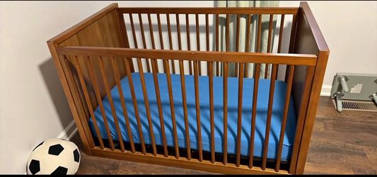 PB Crib & Mattress
