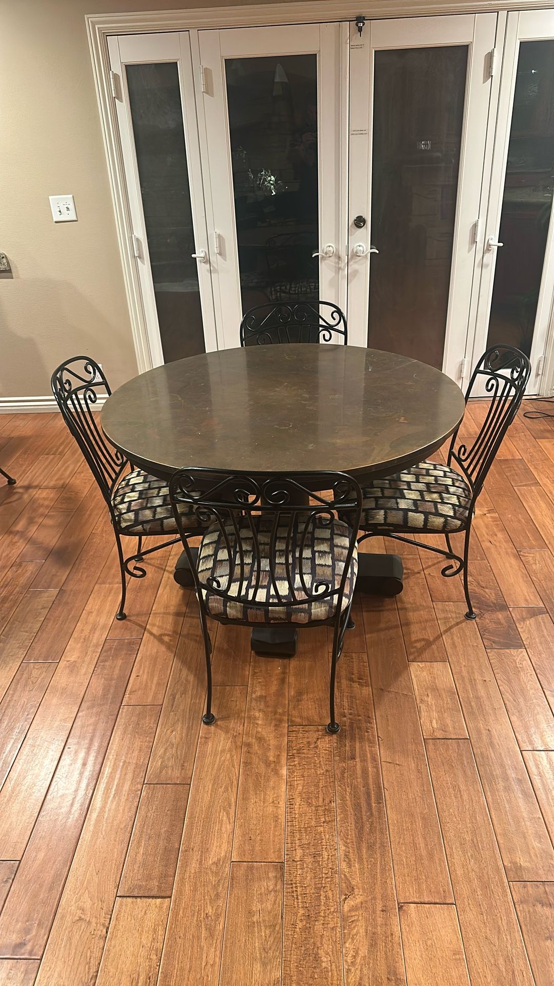 Copper Top Dinning Set