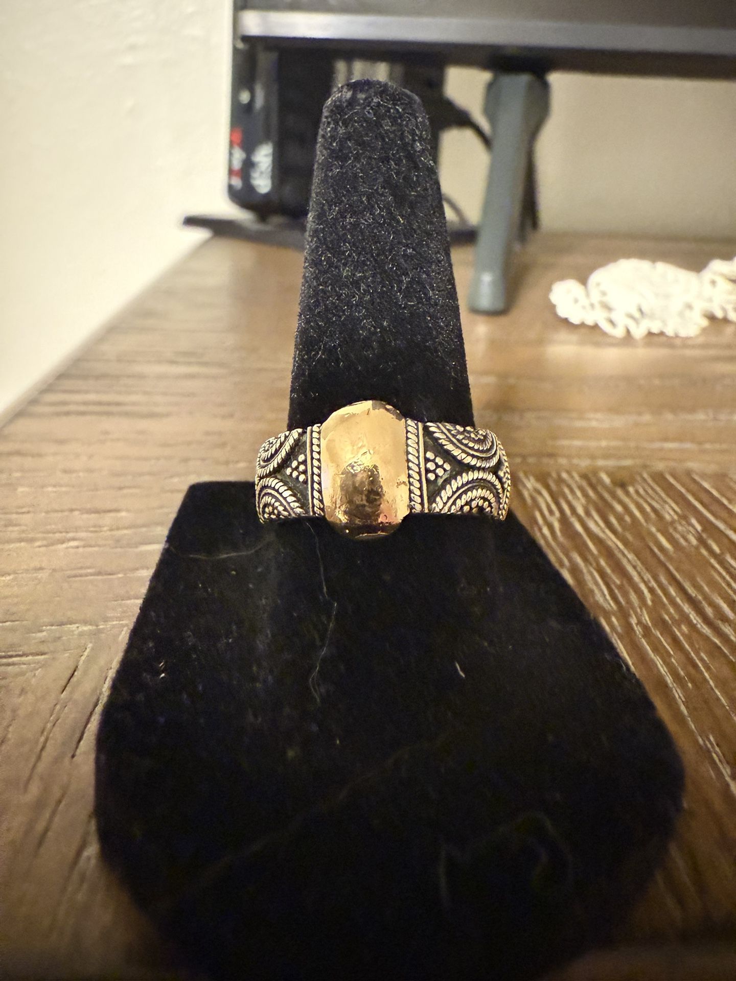 18 Karat Solid gold And Sterling Silver Bali Ring In Size 6