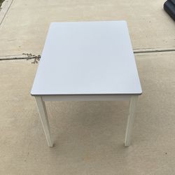 Kids Table