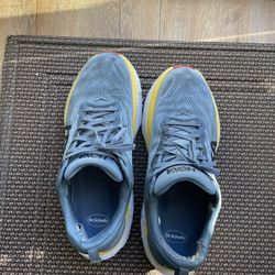 Running Shoes