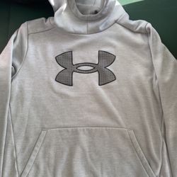 Under Armour Sweater