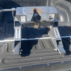 Husky 26k HD Roller 5th Wheel