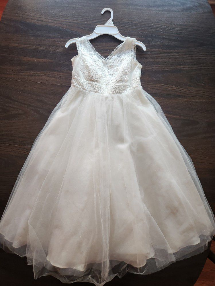 David's Bridal Communion/ Flower Girl Dress Size 10