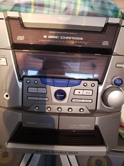 5 CD player, 2 tape deck, radio, 2 speakers