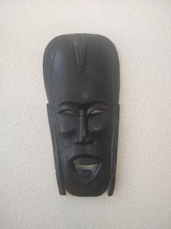 Vintage Hand-Carved Dark Wood Wall Mask – African Tribal Style