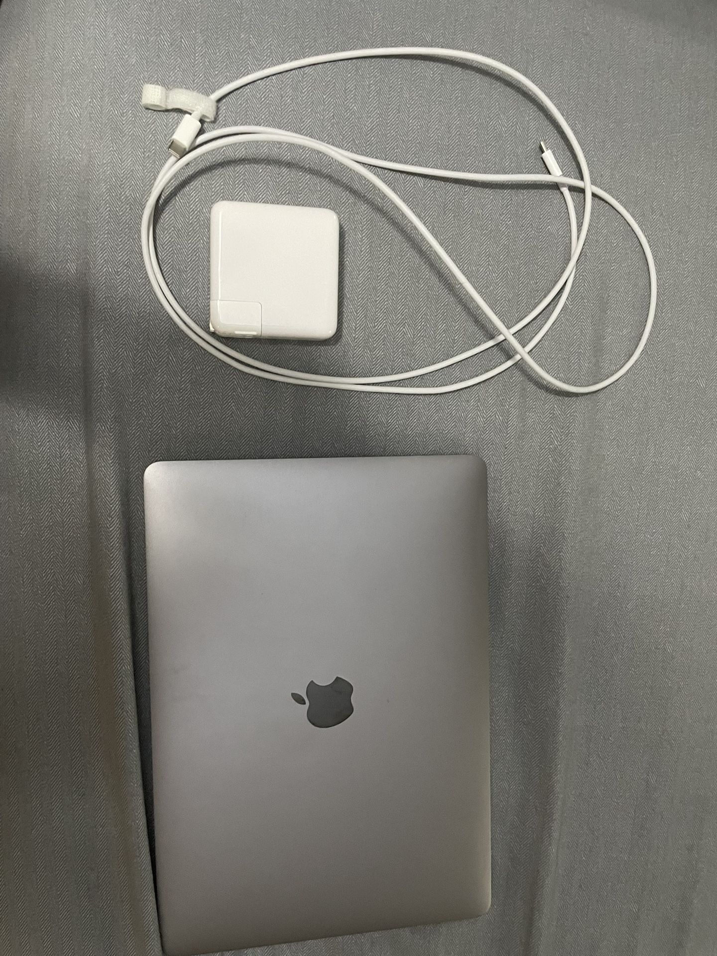 2017 MacBook Pro, Like new !