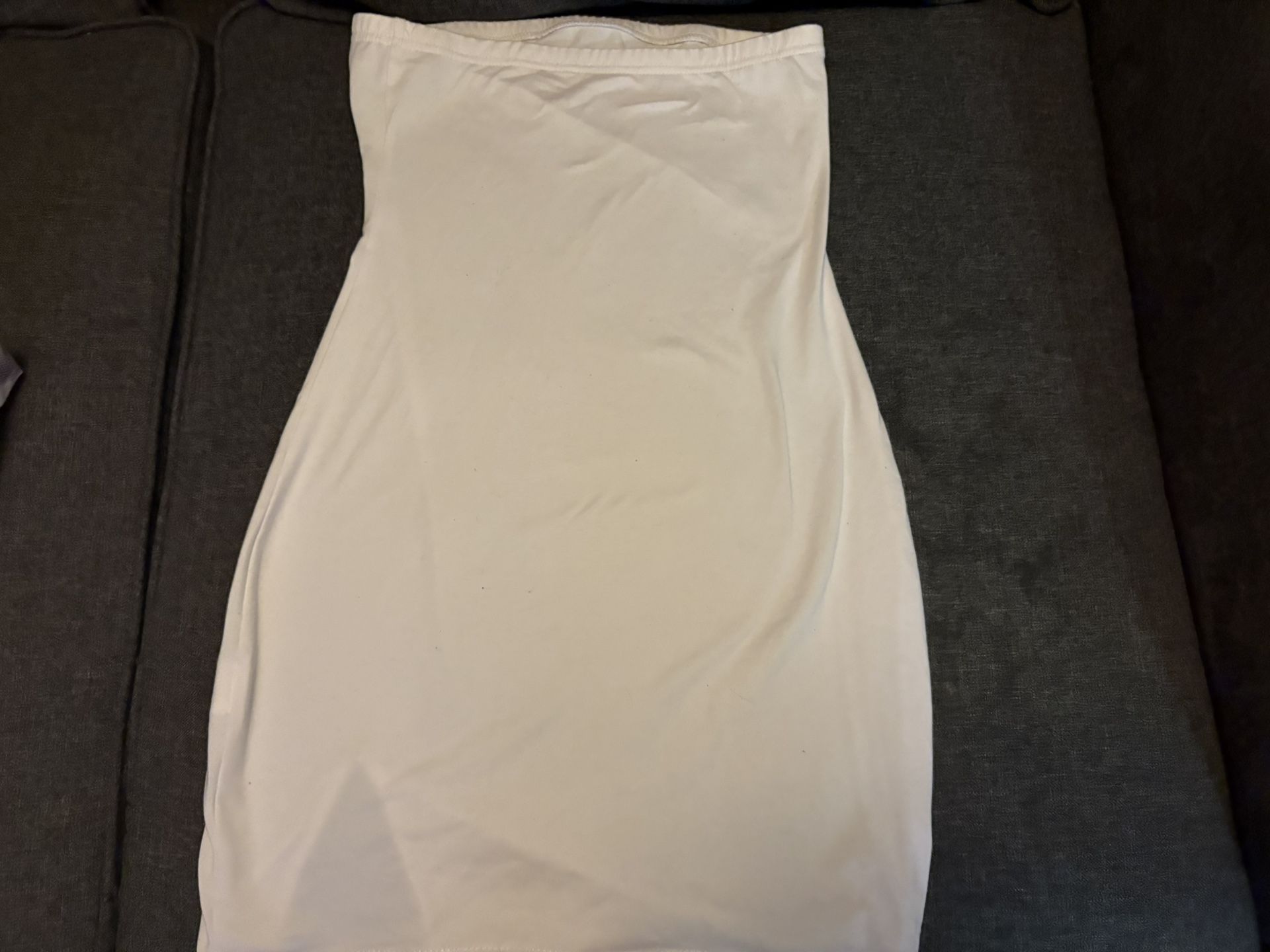 White Short Dress Size Small (Pick Up In San Diego ) $3.00