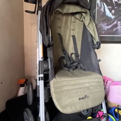  Evenflo Reversi Lightweight Reversible Stroller, 