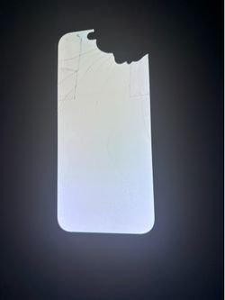 iPhone 15 Pro 1TB Unlocked – Clean IMEI – Cracked Front/Back – Powers On