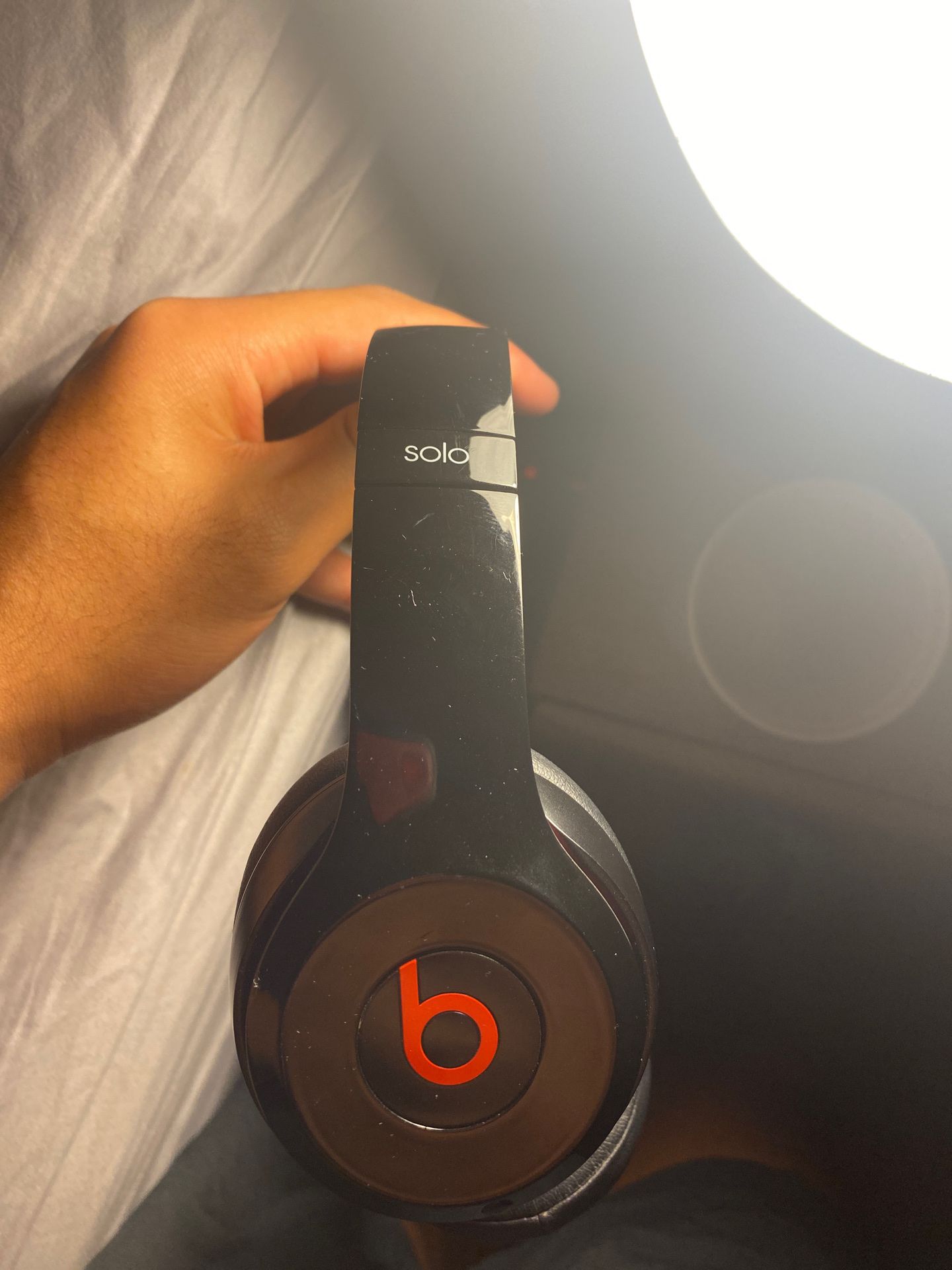 Wireless solo 3 beats