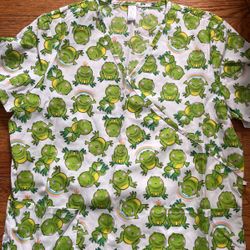 Frog Scrub Top