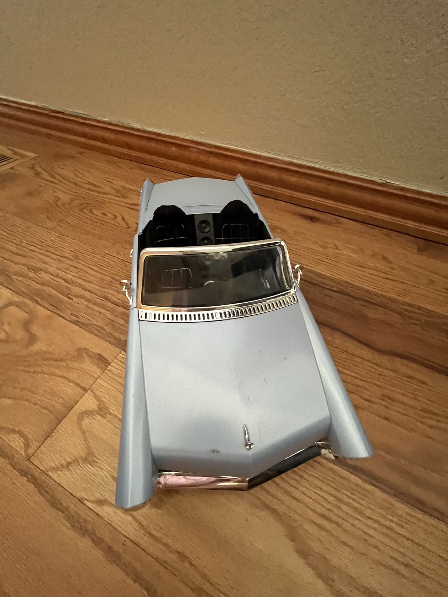 Bratz Doll Car Silver Cadillac Cruiser WORKING Lights FM Radio & Horn