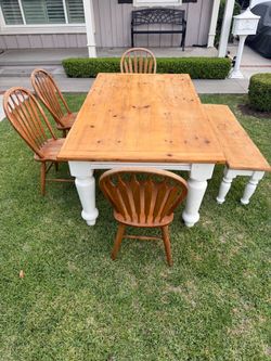 Farmhouse Style Dining Table $250 OBO